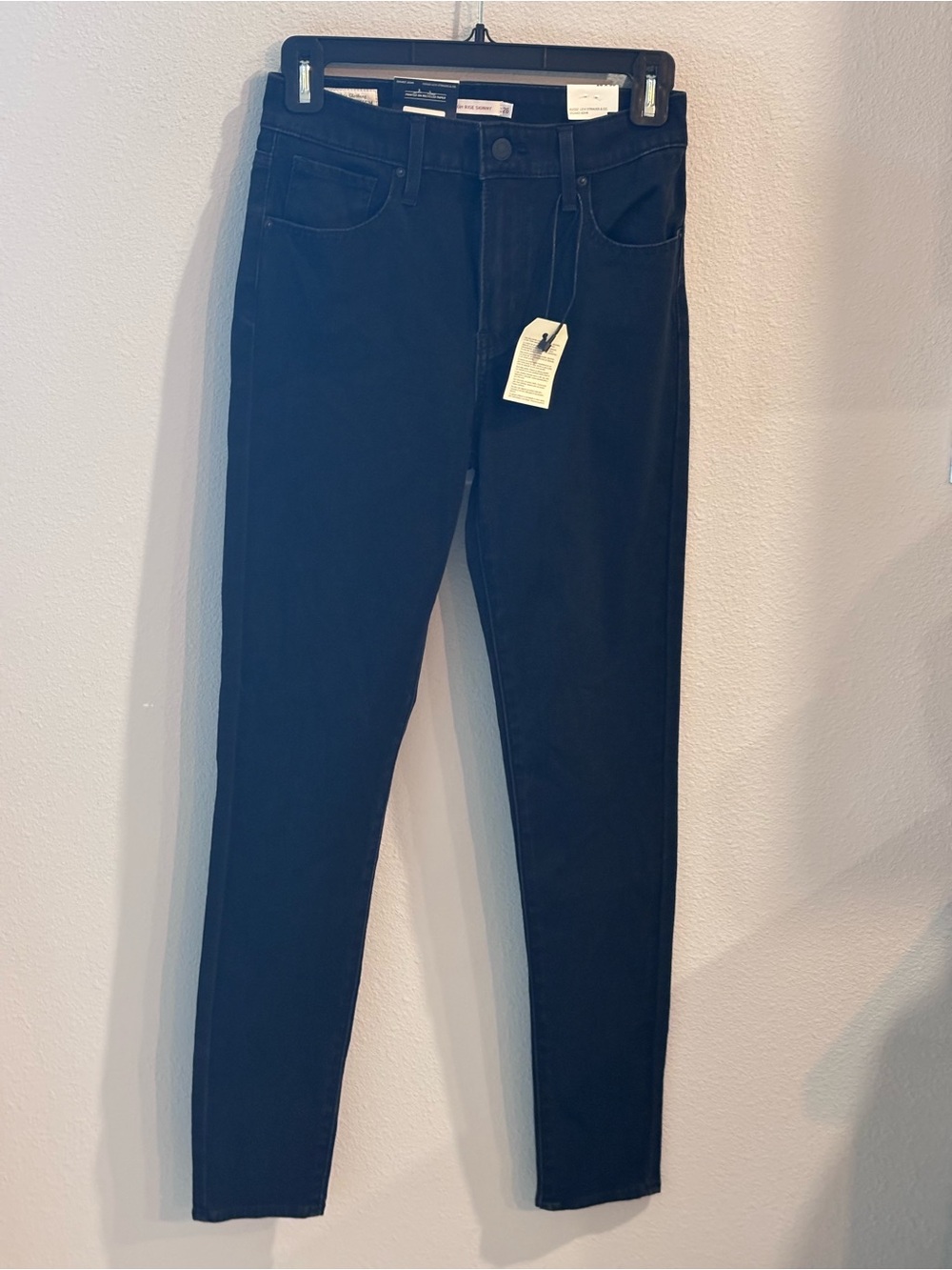Levi's 721 High Rise Skinny Jeans, Women’s Black 26x30, NWT, 4 way stretch